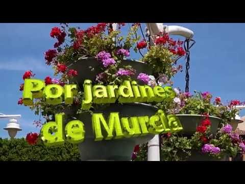 Paseos serenos por los jardines de la capital