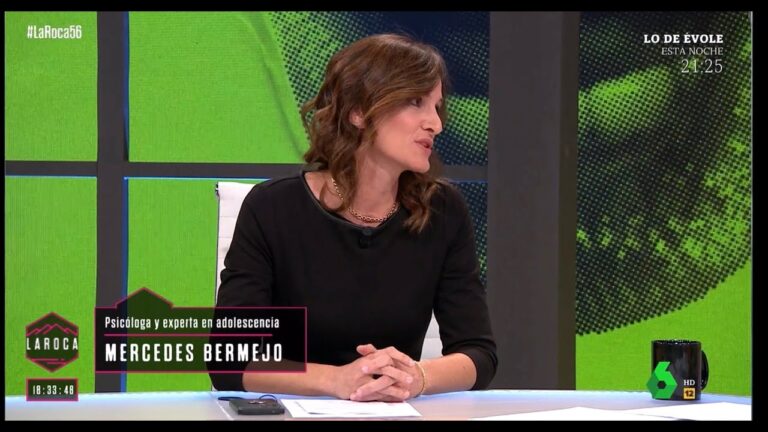 Superando el estigma de la maternidad adolescente: Rompiendo barreras y construyendo un futuro brillante