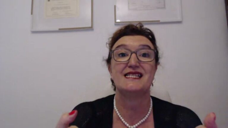 Testimonios Inspiradores de Madres Mayores: Experiencias que Conmueven